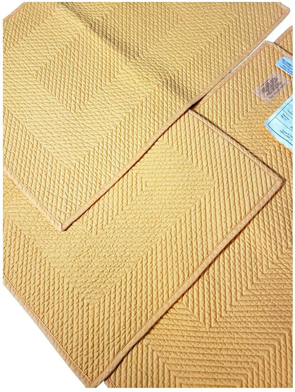 Williams Sonoma Durable Quilted Placemats Gold (4) Iconic French Provoncial NWT